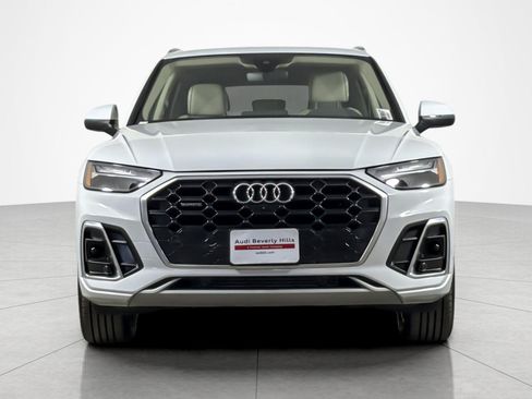 Used 2023 Audi Q5 2.0T Premium Plus w/ Premium Plus Package AWD/4WD image 8