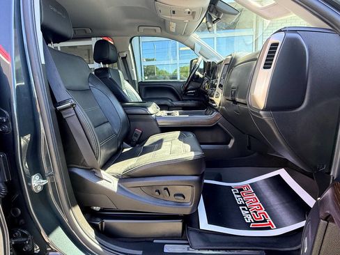 Used 2018 GMC Sierra 2500 Denali w/ Duramax Plus Package AWD/4WD image 40