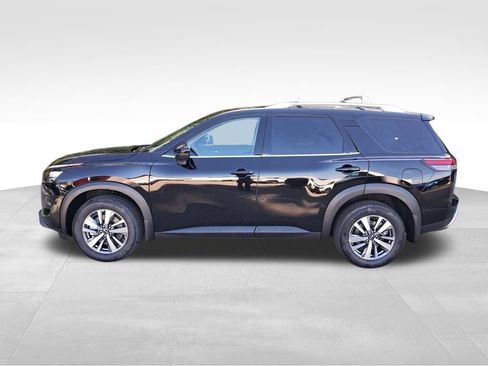 New 2025 Nissan Pathfinder SL w/ Black Appearance Package image 2