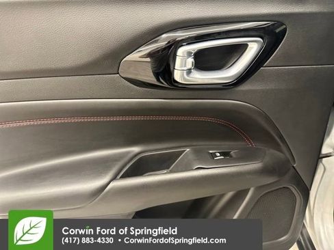 Used 2024 Jeep Compass Trailhawk image 18