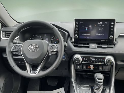 Used 2022 Toyota RAV4 XLE w/ Convenience Package AWD/4WD image 21