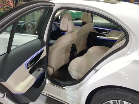 Used 2026 Mercedes-Benz E 350 4MATIC Sedan image 13