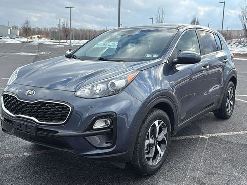 Used 2022 Kia Sportage LX image 14