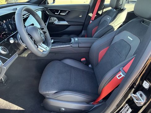 New 2026 Mercedes-Benz E 53 AMG e 4MATIC Sedan image 18