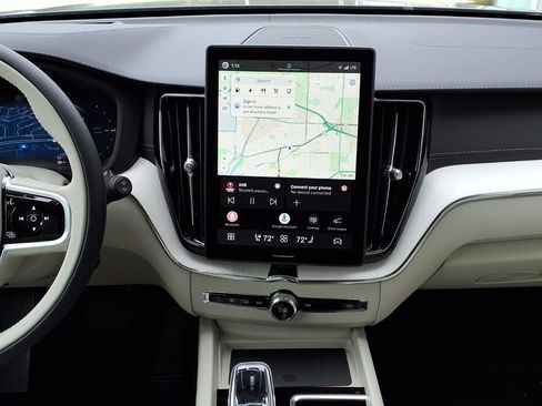 New 2026 Volvo XC60 T8 Ultra w/ Climate Package AWD/4WD image 15