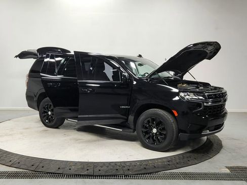 Used 2022 Chevrolet Tahoe LS image 9