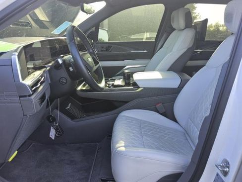 Used 2025 Cadillac Escalade IQ Sport 1 AWD/4WD image 14