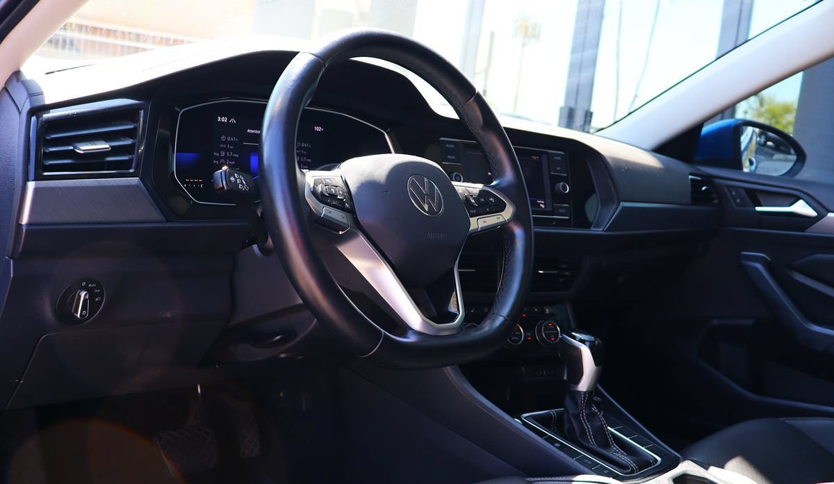 Used 2022 Volkswagen Jetta SE FWD image 40