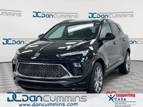 Used 2024 Buick Encore GX Avenir w/ Avenir Convenience Package AWD/4WD image 1