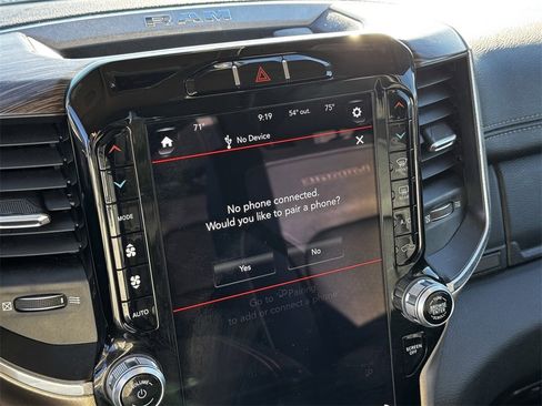 Used 2020 RAM 1500 Laramie image 20