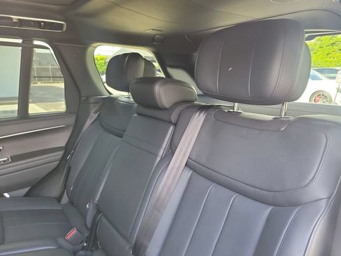 Used 2023 Land Rover Range Rover Autobiography AWD/4WD image 11