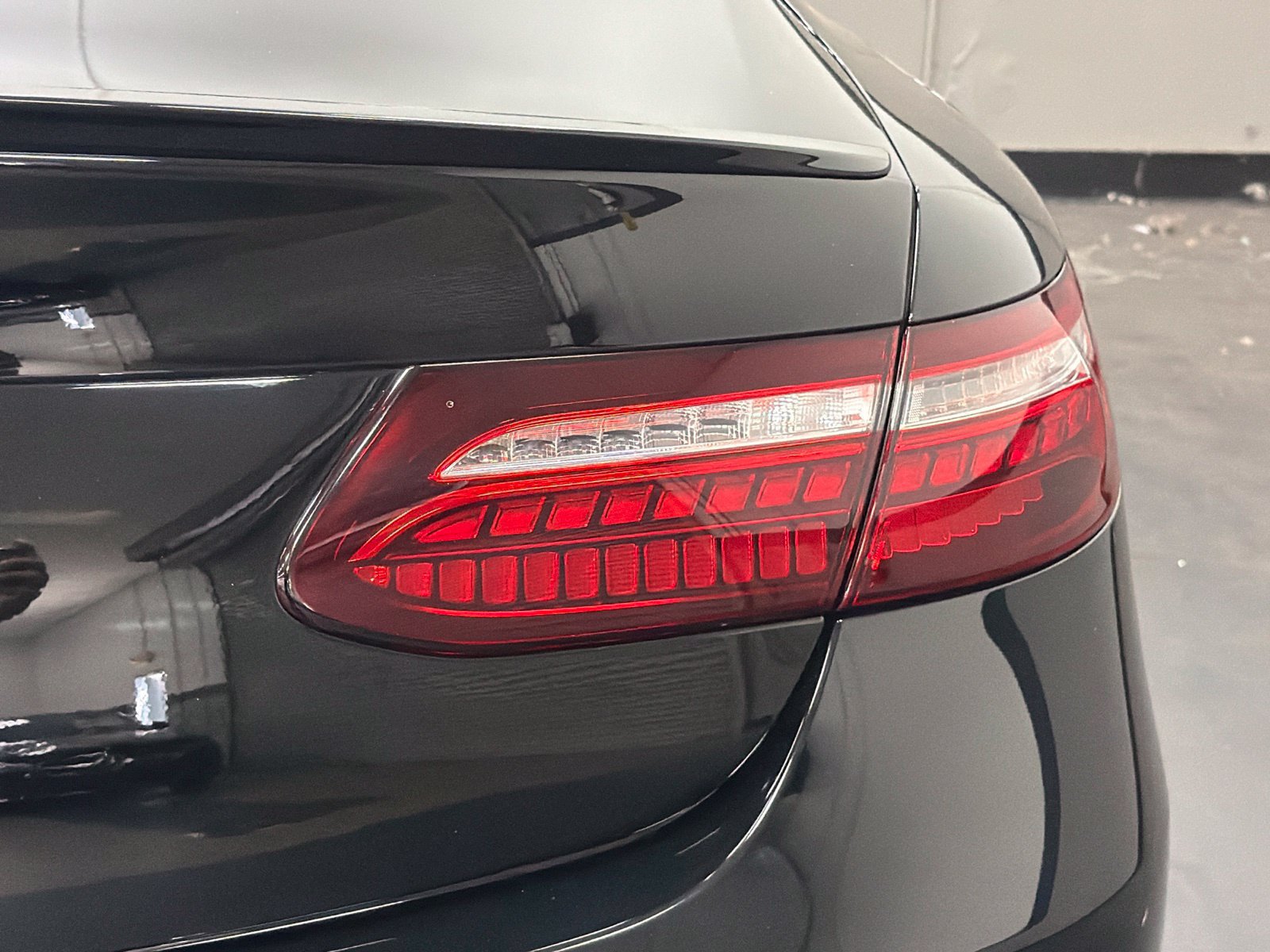 Used 2022 Mercedes-Benz E 450 Coupe image 15
