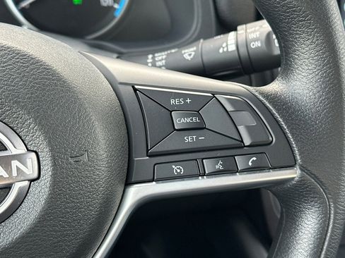 Certified 2024 Nissan Leaf S image 28