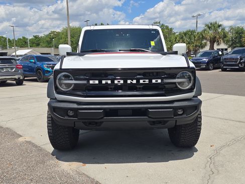 Used 2023 Ford Bronco Outer Banks w/ Sasquatch Package AWD/4WD image 3
