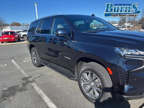 Used 2022 Chevrolet Tahoe LT w/ LT Signature Plus Package image 1