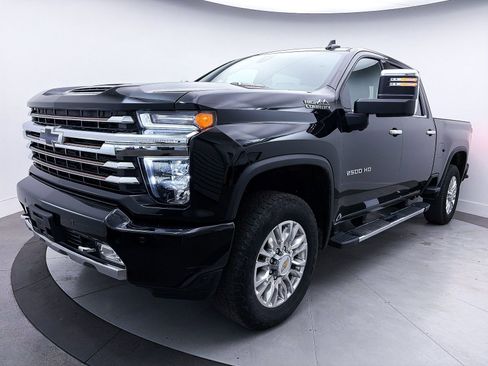Used 2022 Chevrolet Silverado 2500 High Country w/ Z71 Off-Road Package image 12