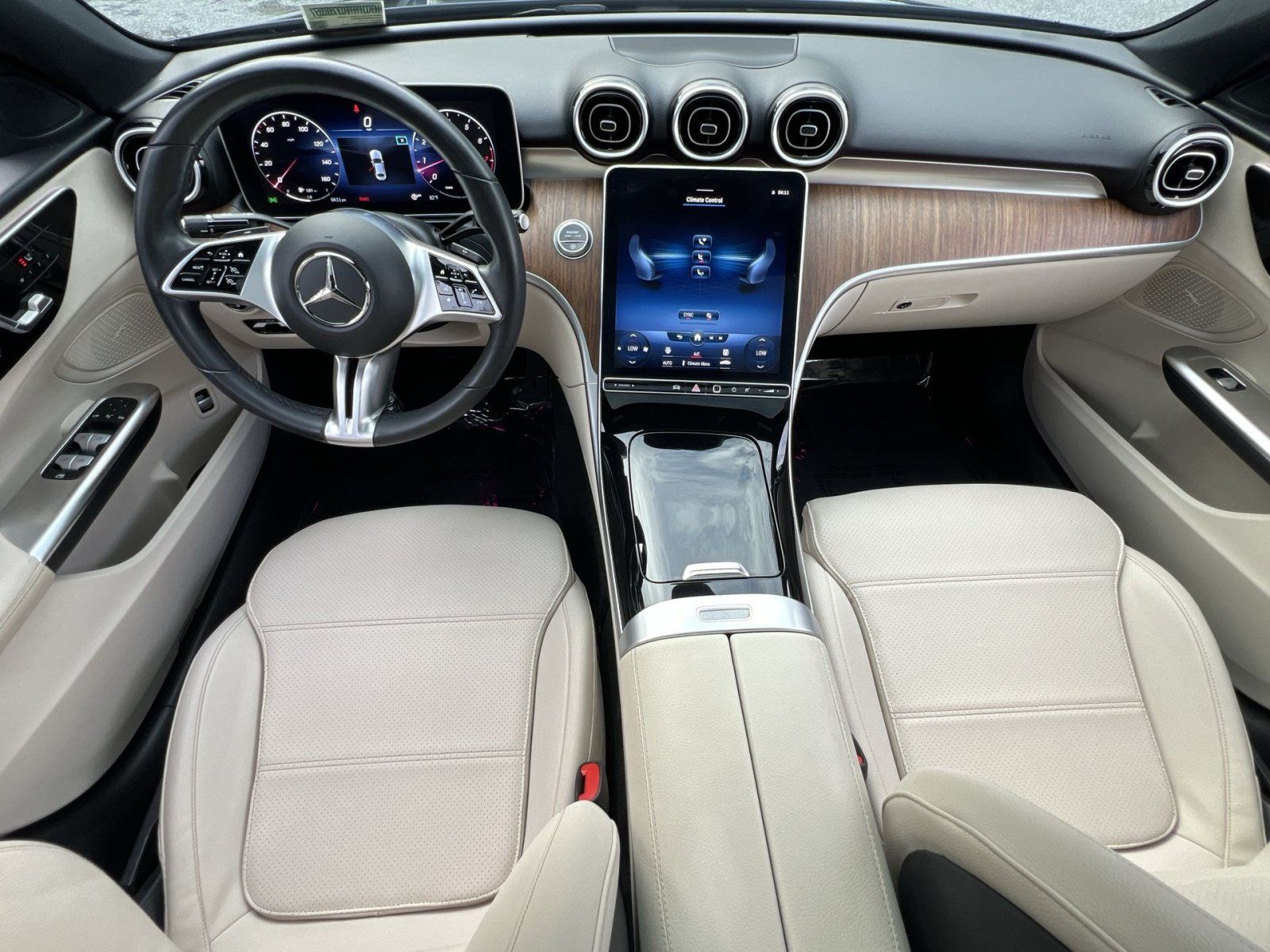 Used 2023 Mercedes-Benz C 300 4MATIC Sedan image 13