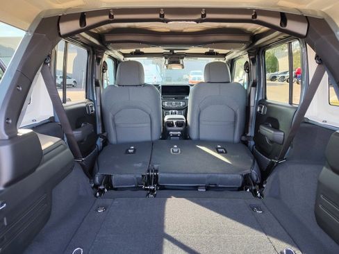 New 2026 Jeep Wrangler Unlimited Sport AWD/4WD image 32