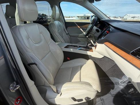 Used 2018 Volvo XC90 T6 Inscription w/ Convenience Package image 54