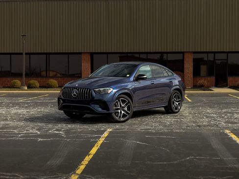 New 2026 Mercedes-Benz GLE 53 AMG 4MATIC Coupe image 2
