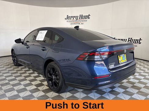 Used 2025 Honda Accord SE image 6