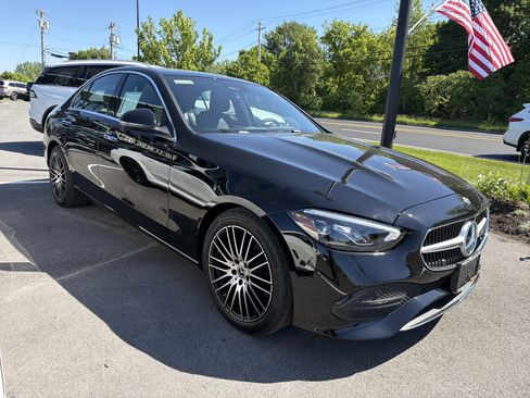 Used 2026 Mercedes-Benz C 300 4MATIC Sedan image 2