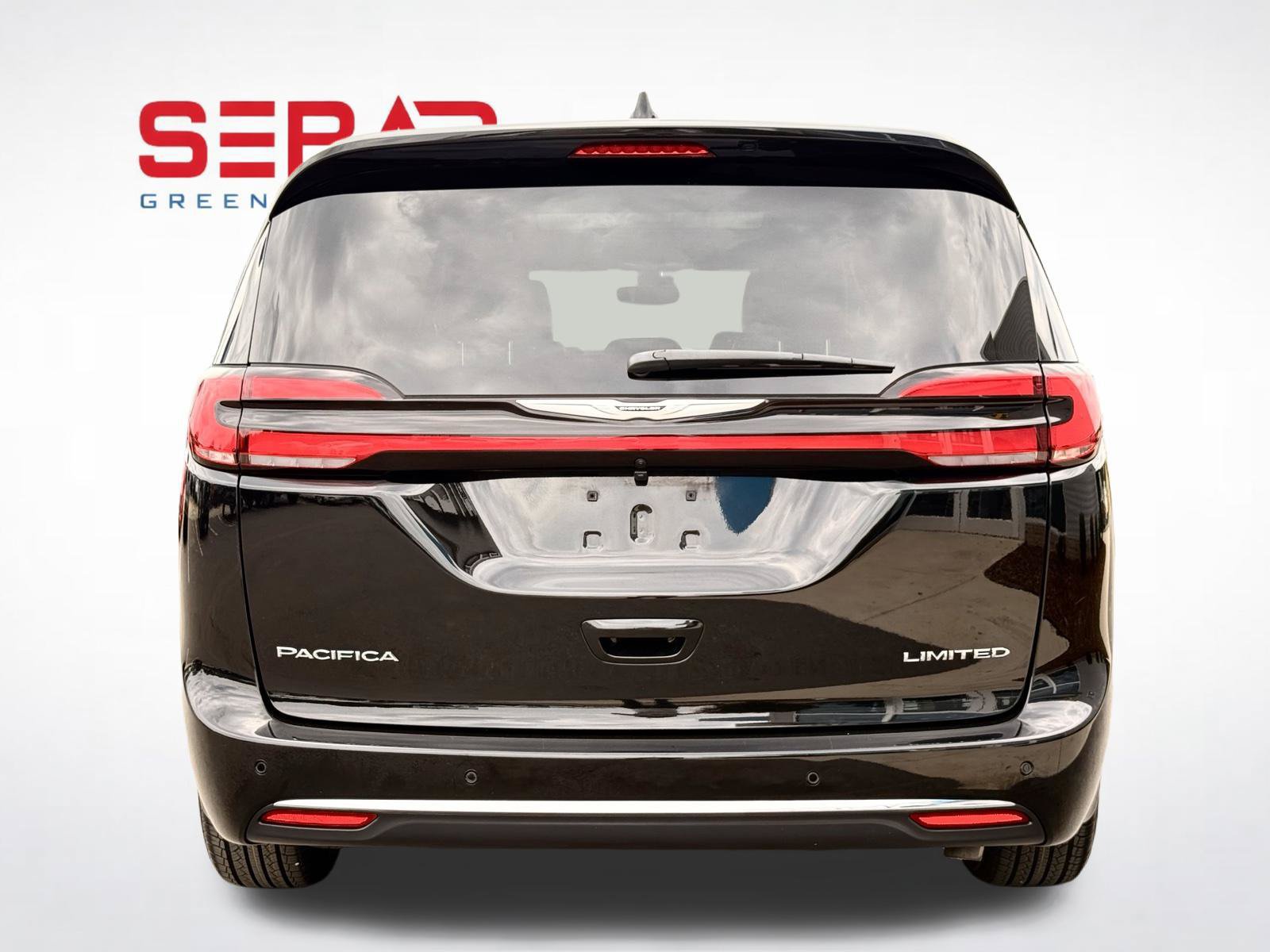 Used 2026 Chrysler Pacifica Limited FWD image 10
