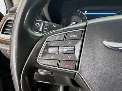 Used 2019 Genesis G90 3.3T Premium image 14