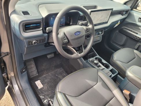 New 2025 Ford Maverick Lobo image 8