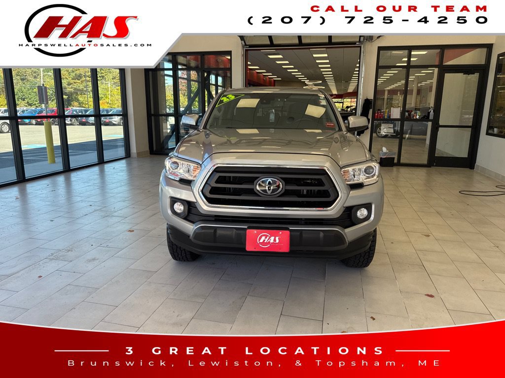 Used 2023 Toyota Tacoma SR5 w/ Technology Package AWD/4WD image 9