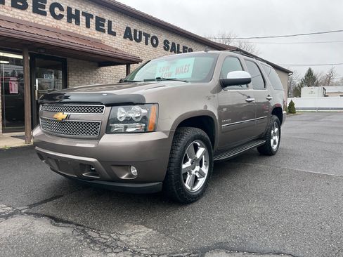 Used 2013 Chevrolet Tahoe LTZ image 2