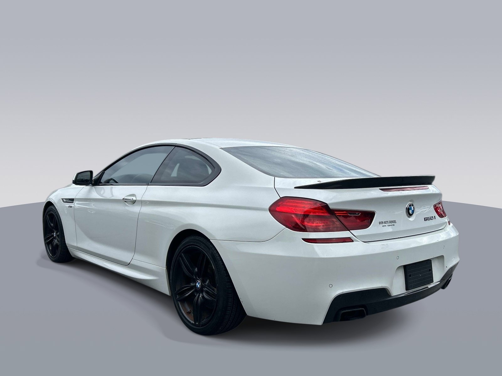 Used 2012 BMW 650i xDrive Coupe w/ M Sport Pkg AWD/4WD image 5