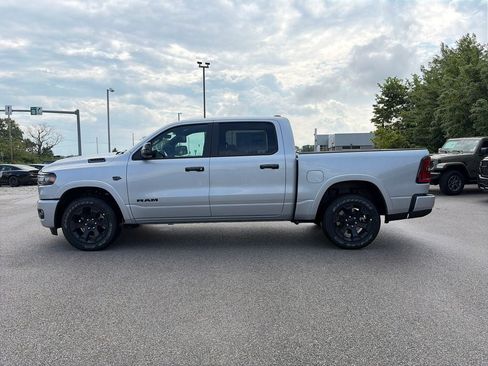 New 2027 RAM 1500 4x4 Crew Cab image 10
