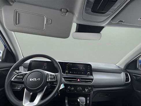 Used 2024 Kia Seltos LX image 20