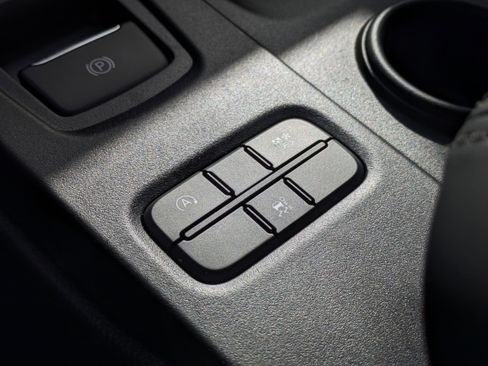 New 2025 Ford Ranger XLT w/ Black Appearance Package image 33