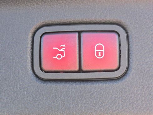 New 2026 Mercedes-Benz S 500 4MATIC image 22