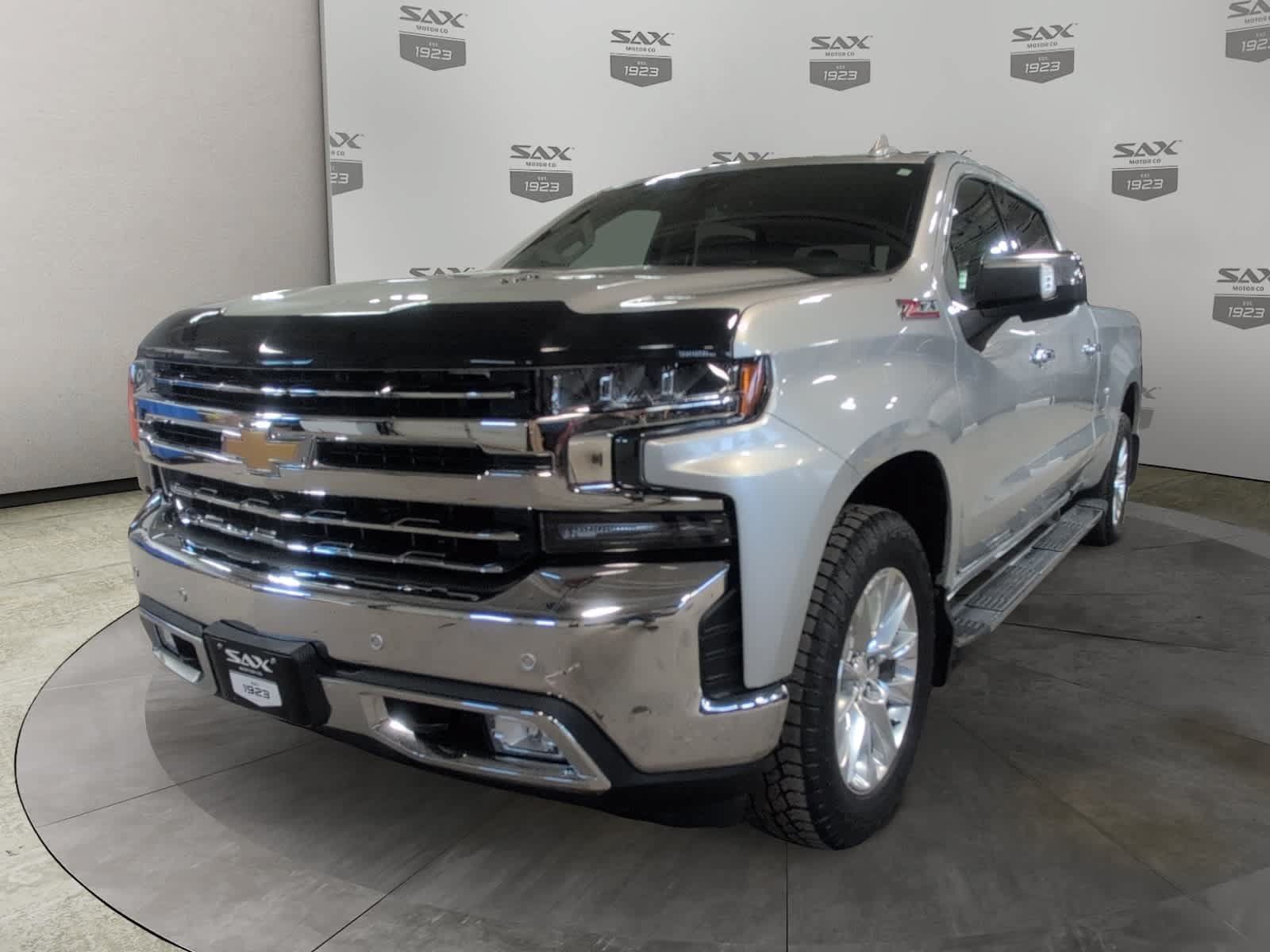 Used 2021 Chevrolet Silverado 1500 LTZ w/ LTZ Premium Package AWD/4WD image 7
