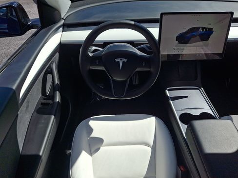 Used 2023 Tesla Model Y Performance AWD/4WD image 11