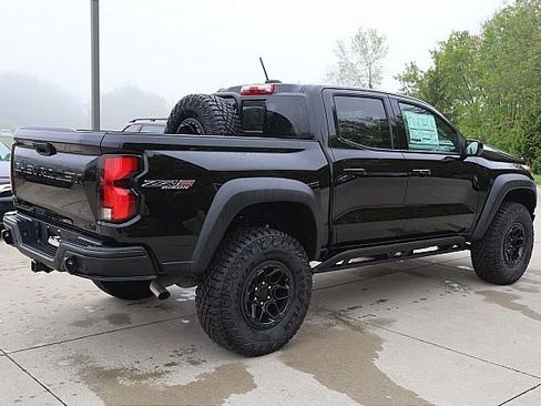 New 2024 Chevrolet Colorado ZR2 w/ ZR2 Bison Edition image 7