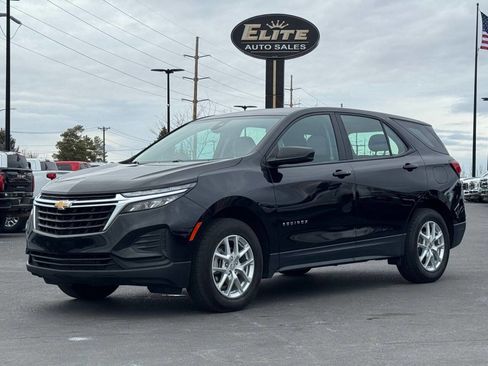Used 2023 Chevrolet Equinox LS image 1
