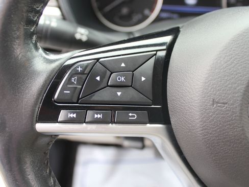 Used 2022 Nissan Altima 2.5 Platinum image 25