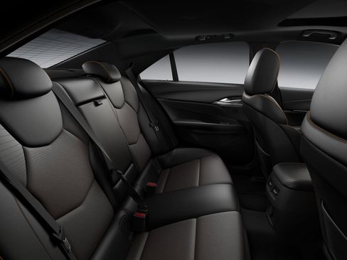 New 2025 Cadillac CT4 V RWD image 31