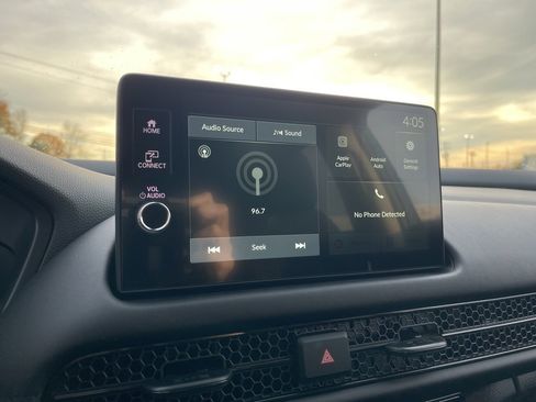 New 2026 Honda HR-V LX image 8