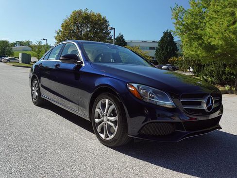 Used 2016 Mercedes-Benz C 300 Sedan image 12