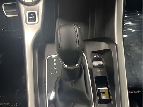 Used 2024 Dodge Hornet R/T image 17