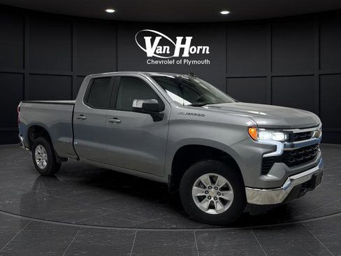 Used 2025 Chevrolet Silverado 1500 LT image 42