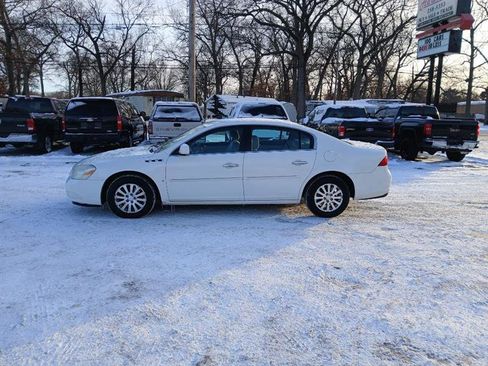 Used 2008 Buick Lucerne CX image 3