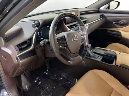 Used 2020 Lexus ES 350 w/ Premium Package image 9