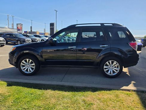 Used 2012 Subaru Forester 2.5X Premium AWD/4WD image 8