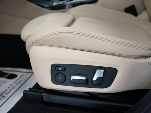 Used 2019 BMW X3 xDrive30i w/ Premium Package image 32